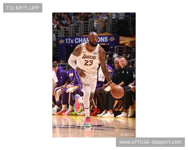 詹姆斯33分钟30+8+8,湖人关键时刻战绩13胜0负