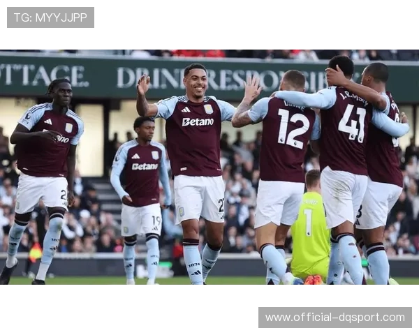 英超实时:纽卡斯尔联与阿斯顿维拉半场战成1-1,场面开放 英超实时:纽卡斯尔联与阿斯顿维拉半场战成1-1,场面开放