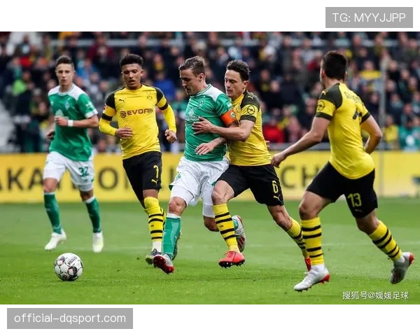 霍芬海姆vs多特蒙德：聚勒禁区内滑倒送点，克拉马里奇主罚命中